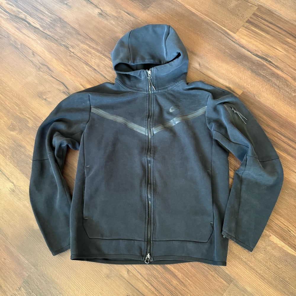 Black Nike Tech Hooded Full Zip Sweater